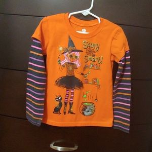 Holloween shirt 👕. Size 4-5T.